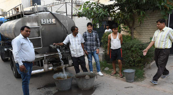 Contractors to stop water supply if dues not paid
