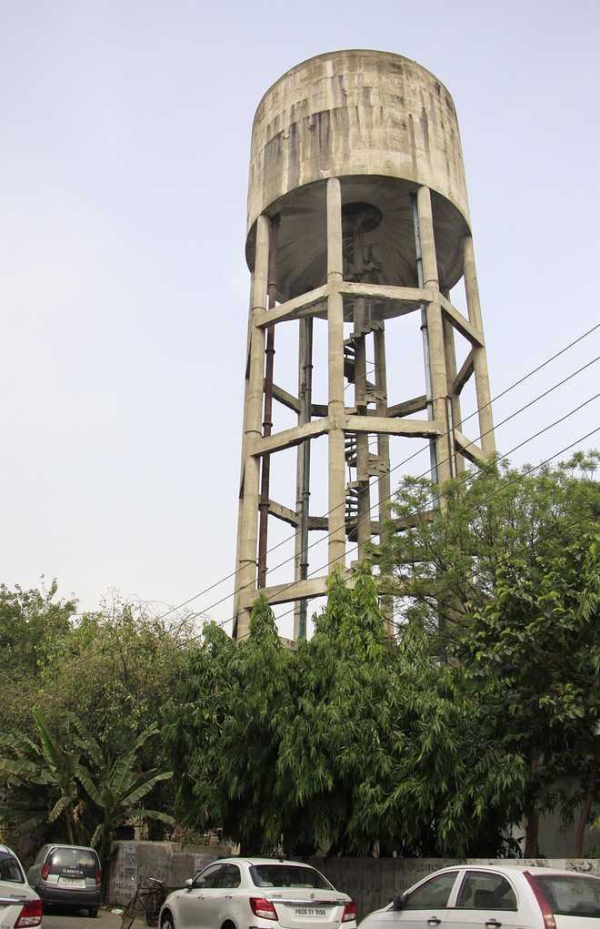 Dilapidated water tank poses threat to residents