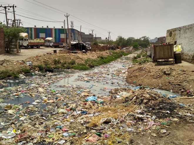 Rs 52 lakh for cleaning F’bad drains