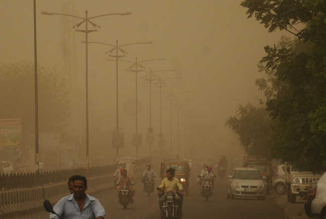 17 killed, 11 injured in dust storm in Uttar Pradesh