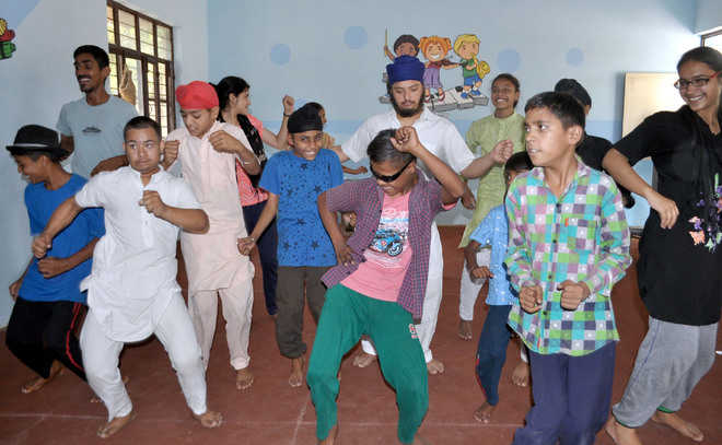 Special kids’ creativity gets a fillip at Pehal workshop