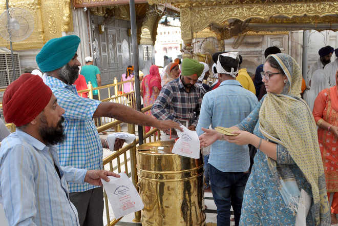 Demand-supply gap brings plastic bags back in Amritsar