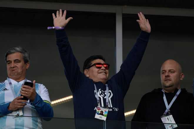 Maradona responds to report of racist gesture