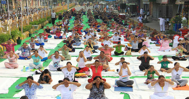 Lack of initiative by health authorities irks yoga experts