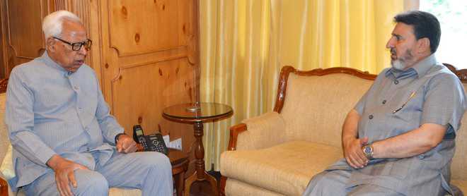 Guv briefed on fiscal reforms