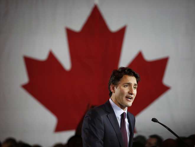 Canada becomes second nation to legalise marijuana