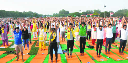 Modi in Doon for Yoga Day