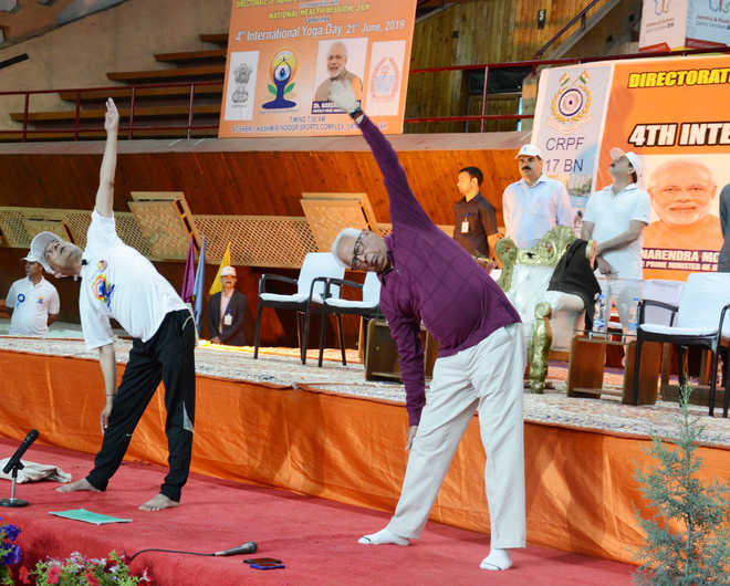 Yoga should be taught in schools, colleges: Guv
