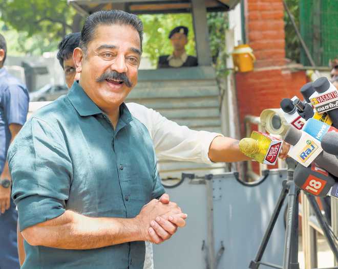 Haasan meets Sonia, sets off alliance speculation