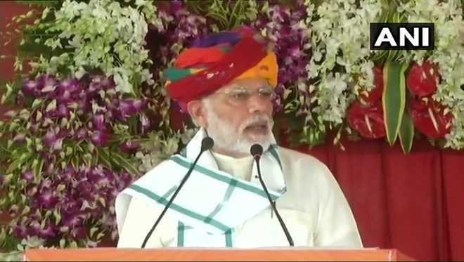 To glorify one family, deliberate attempts made to belittle contributions of other towering leaders: PM