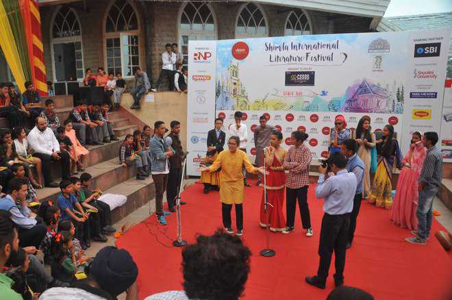Shimla lit fest begins, CM gives opening a miss