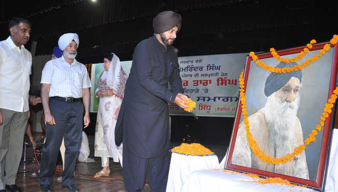 Roundabout near rly bridge to be named after Master Tara Singh