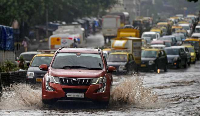 5 dead, several rendered homeless following heavy rain in Mumbai