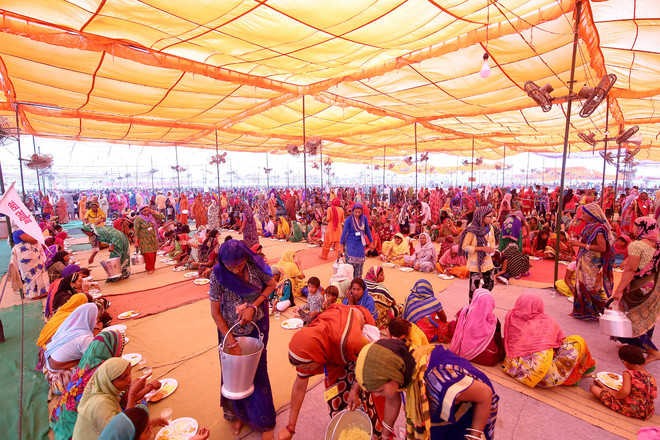 Desi ghee ‘bhandara’, mass marriage on Kabir Jayanti