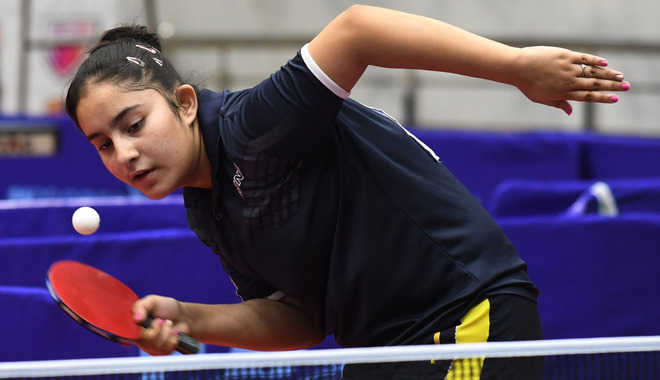 Sayani, Emon clinch titles on Day 2