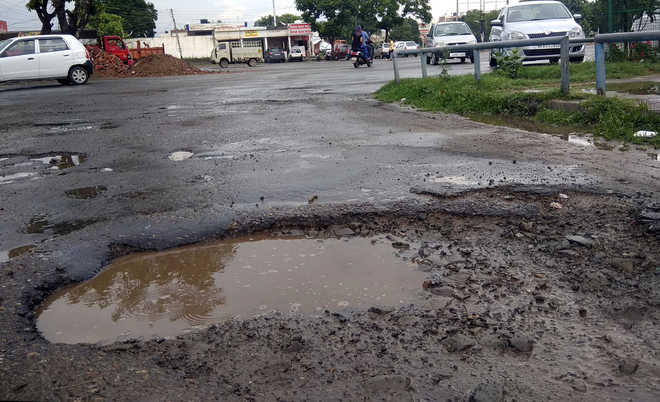 Potholed roads in P’kula cry for attention