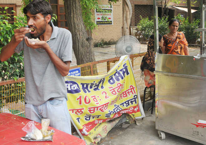 Sanjhi Rasoi project in city struggles to find volunteers