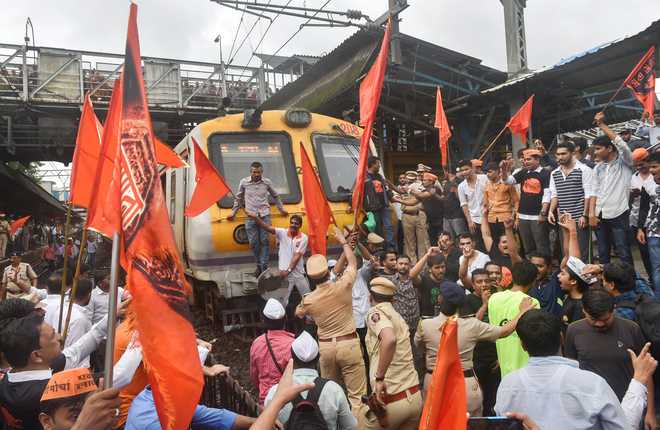 Mumbai bandh over Maratha quota called off after stir escalates