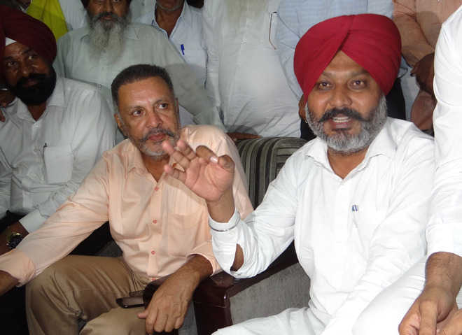 Cheema slams Khaira, but says will resolve differences
