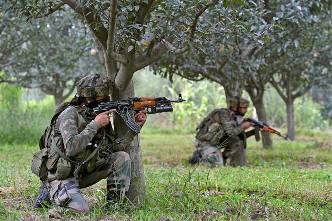 Five CRPF men get Shaurya Chakra for fighting militants