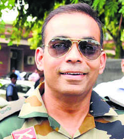 Major Aditya, Rifleman Aurangzeb to get Shaurya Chakra