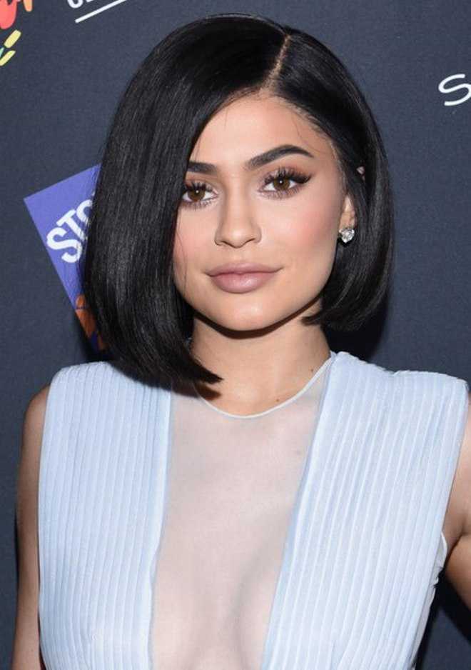 Kylie has stash of designer bags for daughter