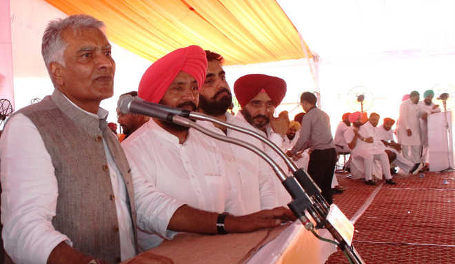 Will expose Badals’ role in sacrilege cases: Jakhar