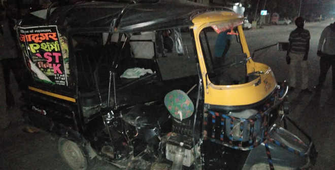 Woman dies as auto, ambulance collide
