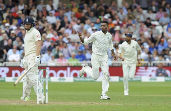 India reach 124/2 in second innings at stumps on Day 3