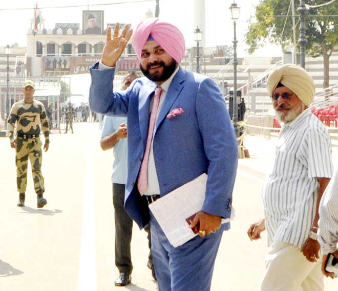 Vajpayee, Sidhu crossed the line, others need to