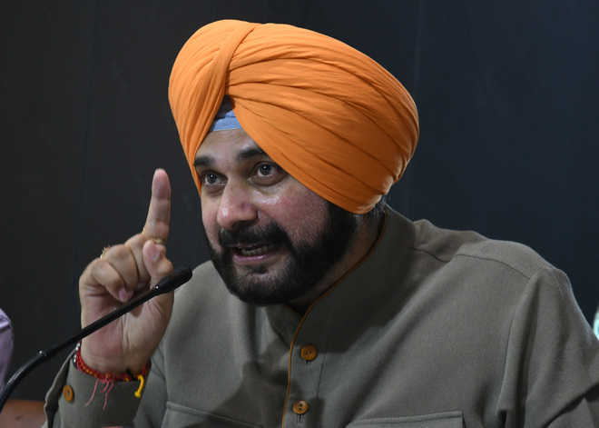 Complaint filed against Sidhu for hugging Pakistan Army chief