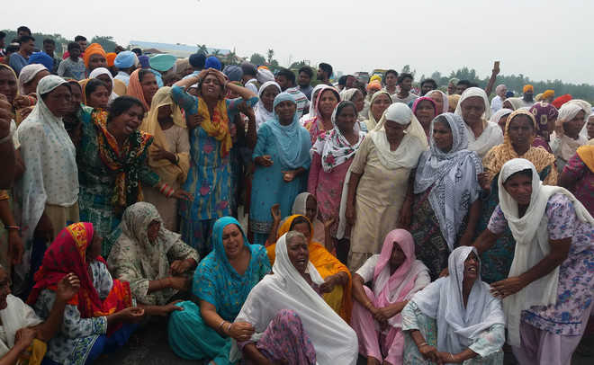 Villagers block road for three hours