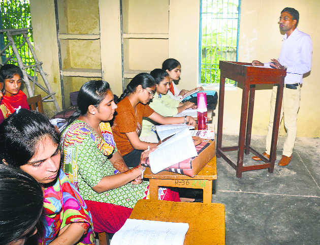 Higher education hope for Karnal rural girls - The Tribune