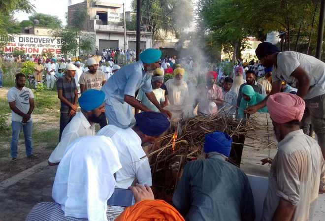 Murdered AAP candidate cremated; cops find leads