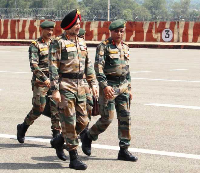 Northern Command chief reviews security : The Tribune India