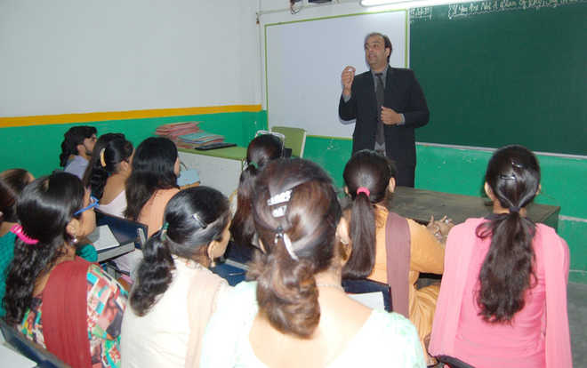 Workshop Held For Teachers