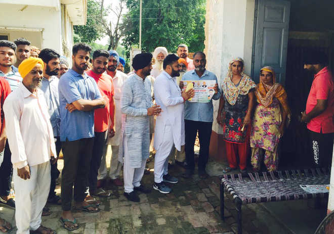 Candidates Take To Door To Door Campaigning The Tribune India