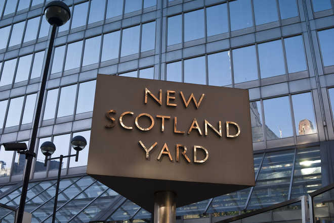 Scotland Yard''s first Indian-origin counter-terror chief wins award in UK