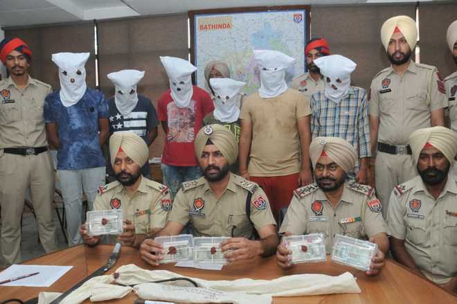 Looters’ gang busted with arrest of 6