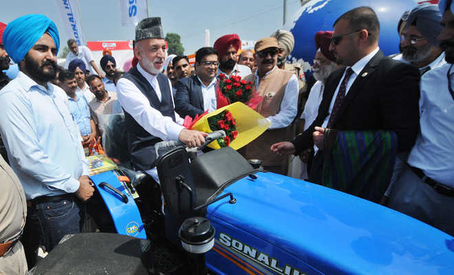 Karzai expresses gratitude to PAU