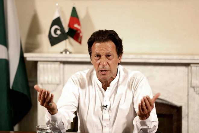 Pak's 'friendship' offer to India should not be seen as weakness: Imran
