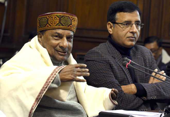 Sonia, Rahul didnât interfere in any defence deal, BJP is lying: Antony