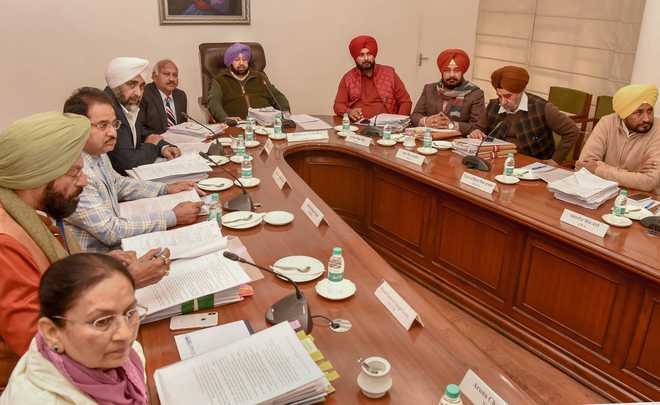 Punjab Cabinet approves plan to distribute smartphones among youth
