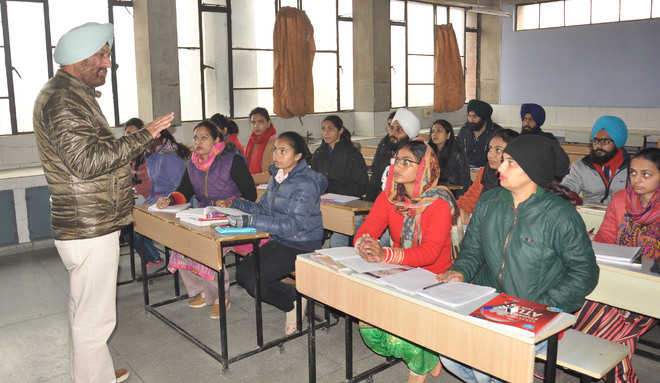 GNDU revs up its prep centre for competetive exams