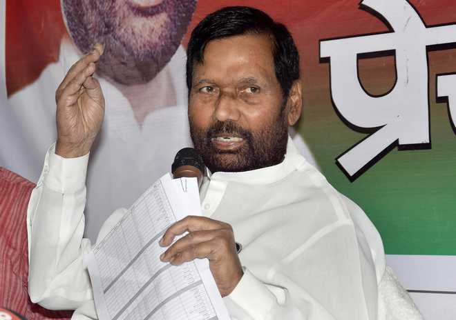Paswan opposes ordinance on Ram temple, says SC judgement should be final