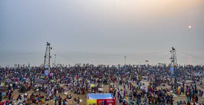 Over 3 million take holy dip in Bengal''s Gangasagar MelA