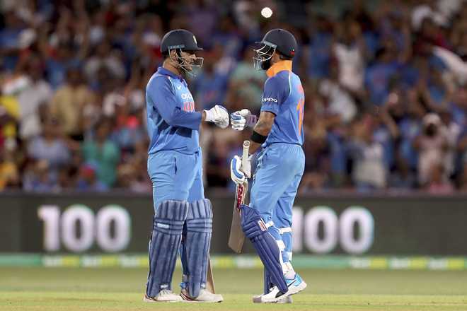 Kohli, Dhoni lead India to series-levelling win against Australia