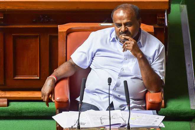 Things ''under control''; party MLAs not to be shifted: Kumaraswamy