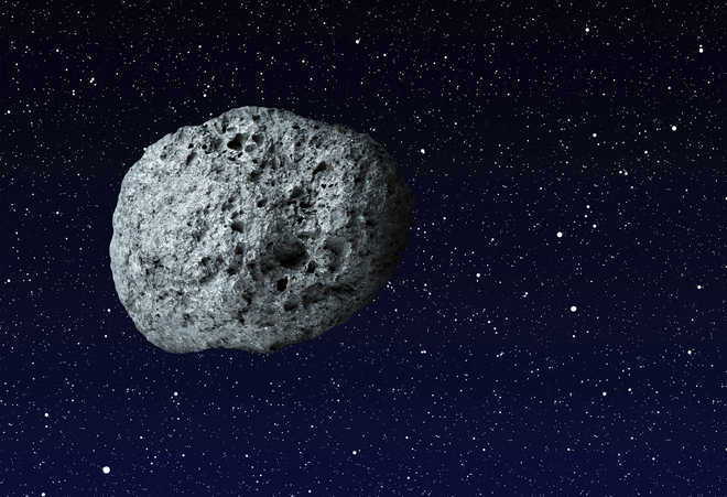 Asteroids pummelled Earth, Moon beginning 290 million years ago