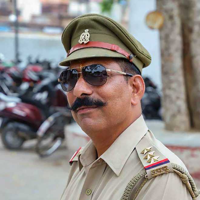 Bulandshahr cop murder: Police planted mobile in their house, alleges wife of accused